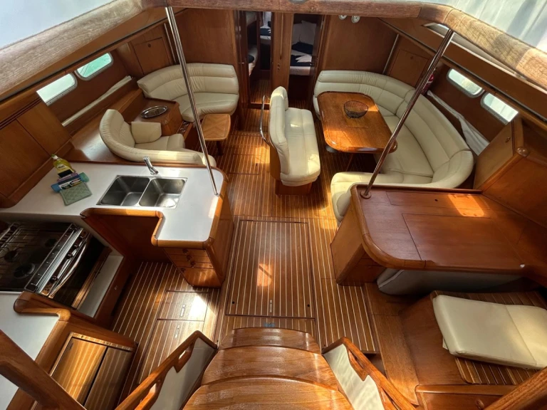 Jeanneau Sun Odyssey 54 DS te huur van particulier of professional in Cugnana Verde