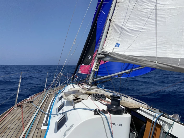 Bootverhuur Frankrijk goedkoop First 40.7