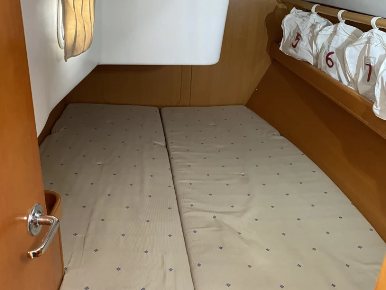 Verhuur Zeilboot in Frankrijk - Bénéteau First 40.7