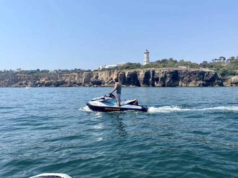 Jet Ski te huur in Cascais voor de beste prijs