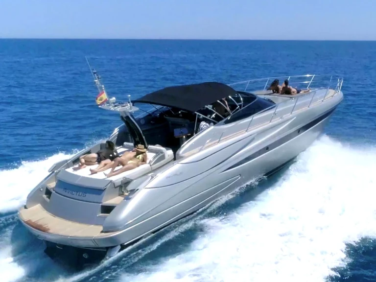 Huur Motorboot met of zonder schipper Riva in Marina Botafoch