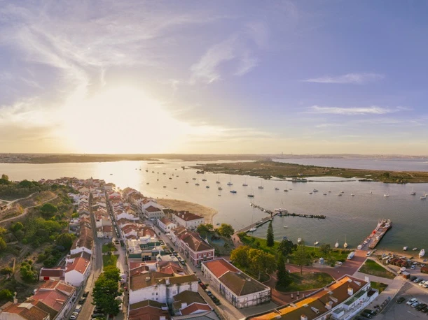 Huur een Lilybaeum Levanzo 25 in Cascais