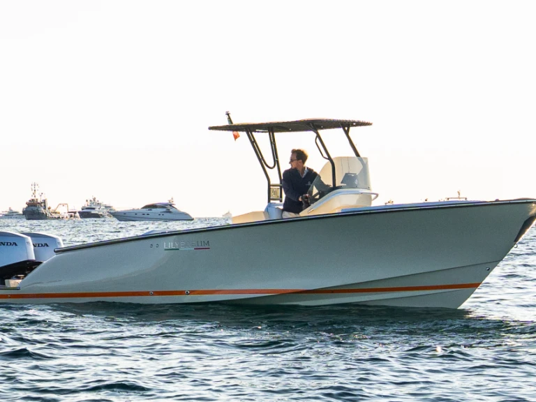 Motorboot te huur in Cascais voor de beste prijs