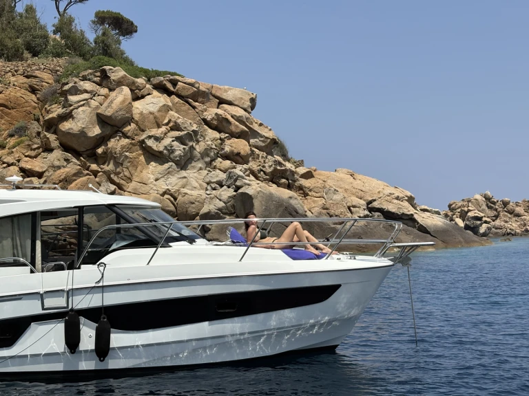 Huur Motorboot met of zonder schipper Bénéteau in Argentario