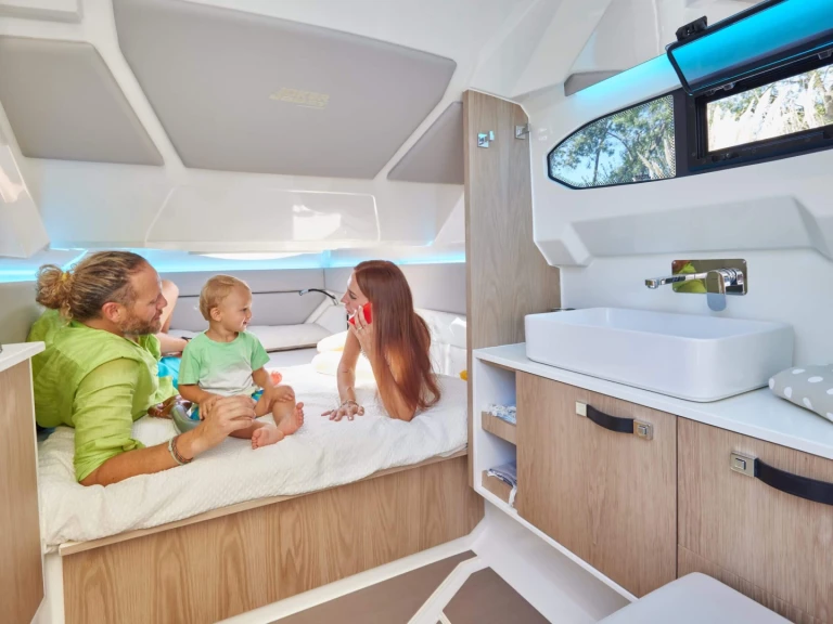 Verhuur RIB Joker Boat met vaarbewijs