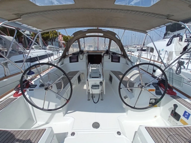 Verhuur Zeilboot Jeanneau met vaarbewijs