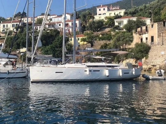 Jeanneau Sun Odyssey 409 (3 cab.) te huur van particulier of professional in Lefkáda