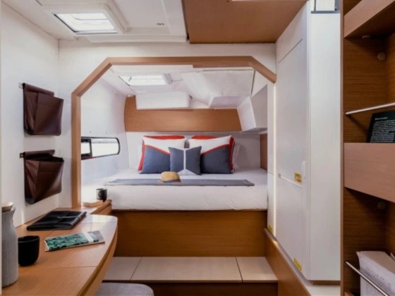 Bootverhuur Lefkáda goedkoop Excess 11 (6 cab.)