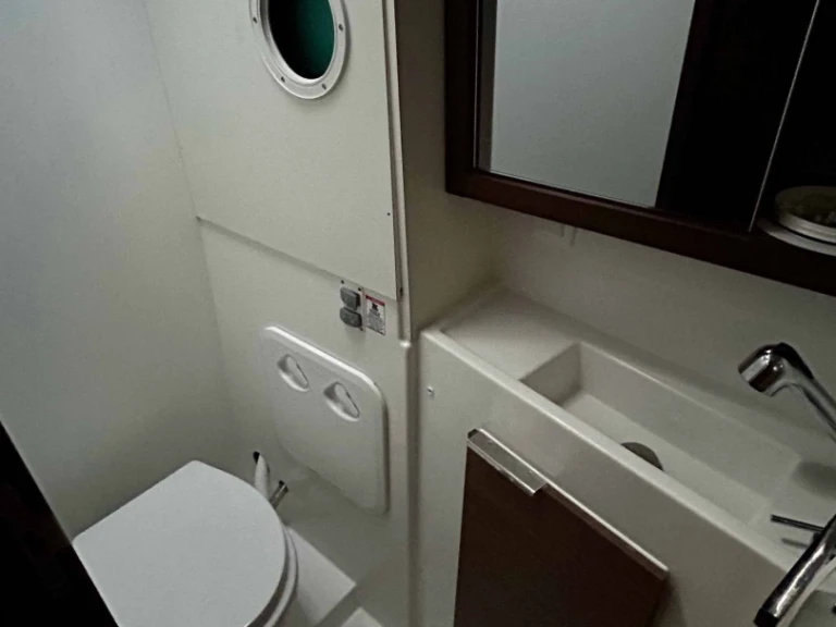 Huur Catamaran met of zonder schipper Lagoon in Gouviá