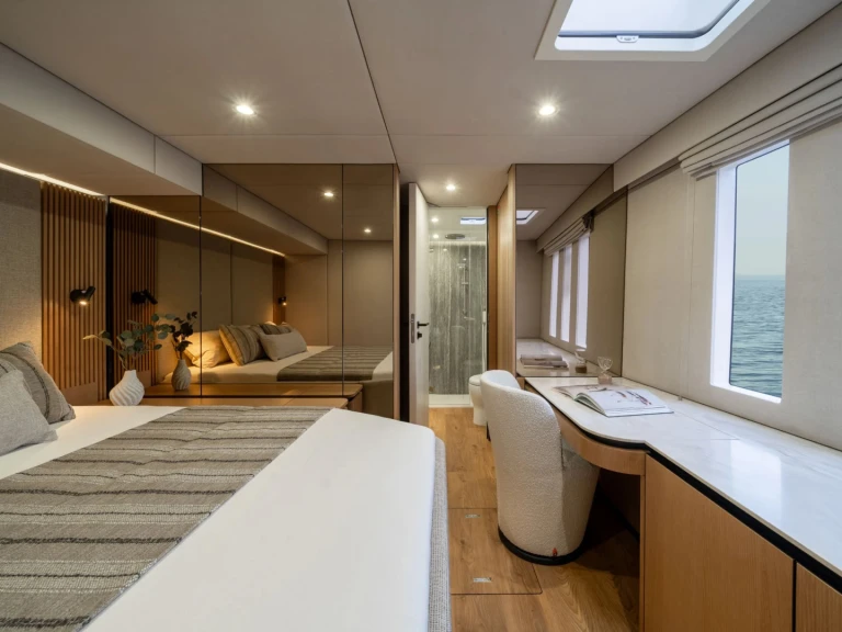 Verhuur Catamaran Sunreef met vaarbewijs