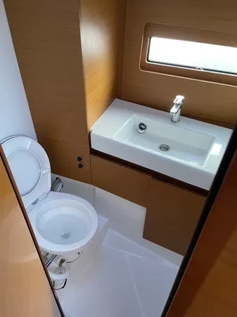 Verhuur Zeilboot Jeanneau met vaarbewijs
