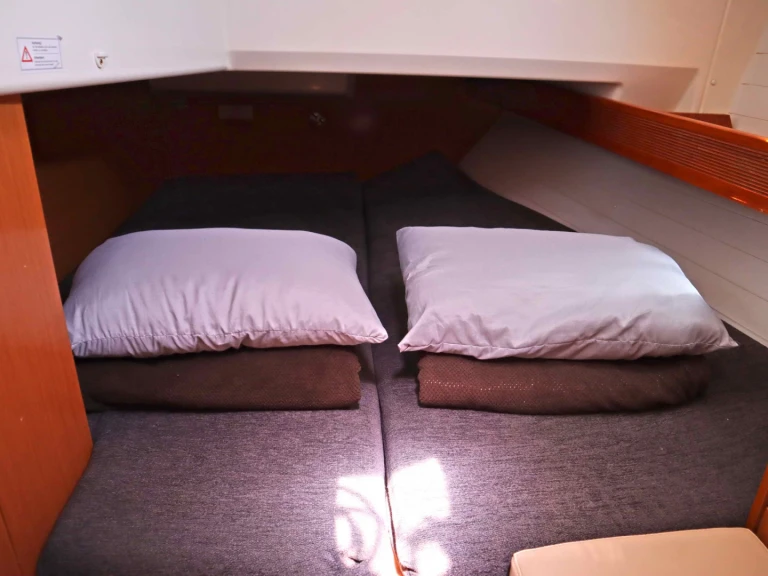 Huur een Bavaria Bavaria Cruiser 40 (3 cab.) in Néa Péramos