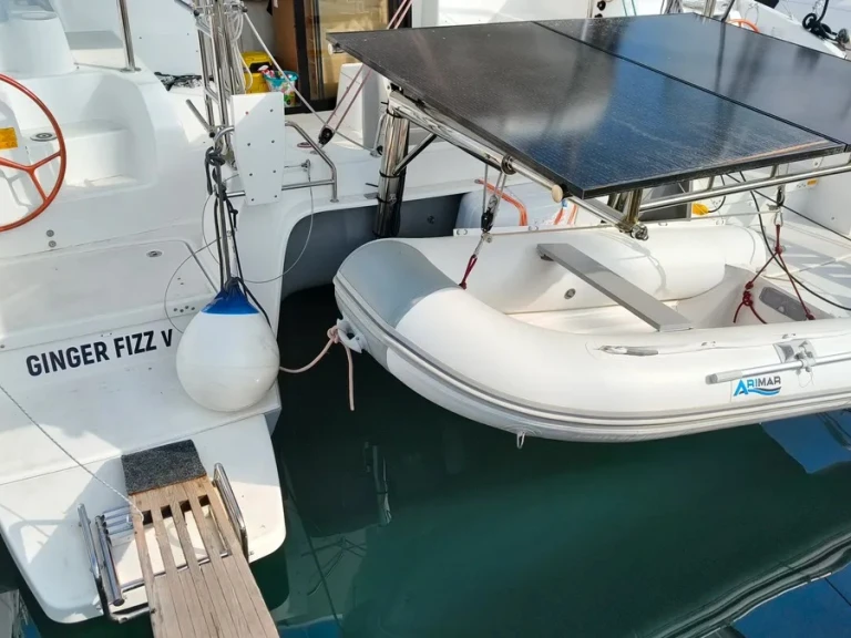 Bootverhuur Excess Excess 11 (6 cab.) in Pula via SamBoat