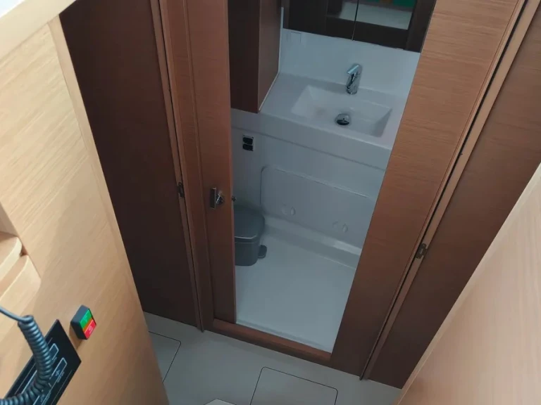 Catamaran te huur in Pula voor de beste prijs