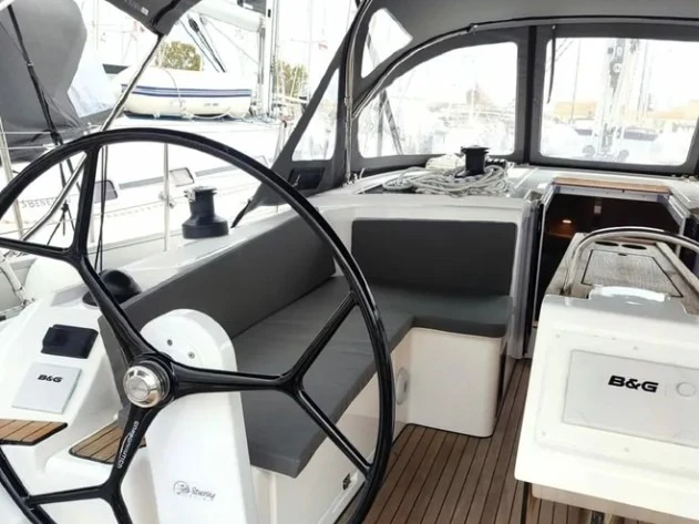 Zeilboot te huur in Lefkáda voor de beste prijs