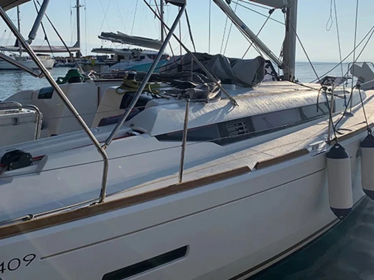 Zeilboot te huur in Lefkáda voor de beste prijs