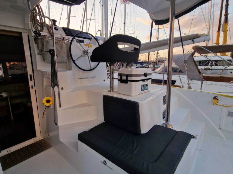Jachthuur in Álimos - Lagoon Lagoon 40 via SamBoat