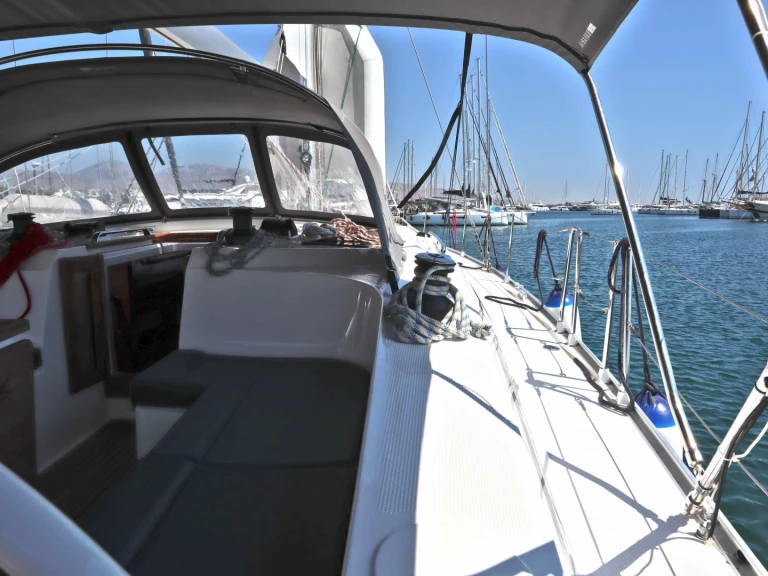 Bootverhuur Bavaria Cruiser 46 in Álimos via SamBoat