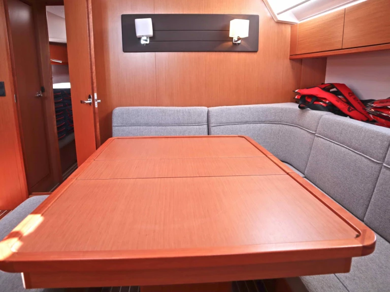 Bavaria Cruiser 46 te huur van particulier of professional in Álimos
