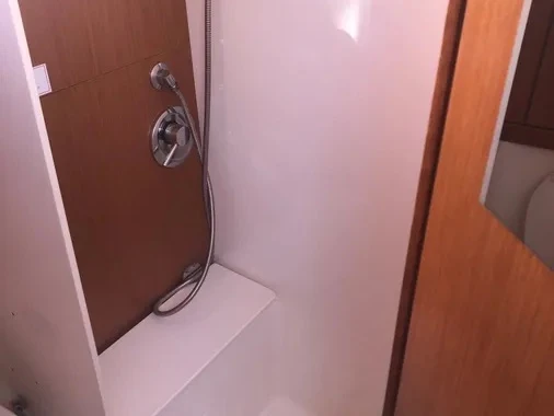 Zeilboot te huur in Néa Péramos voor de beste prijs