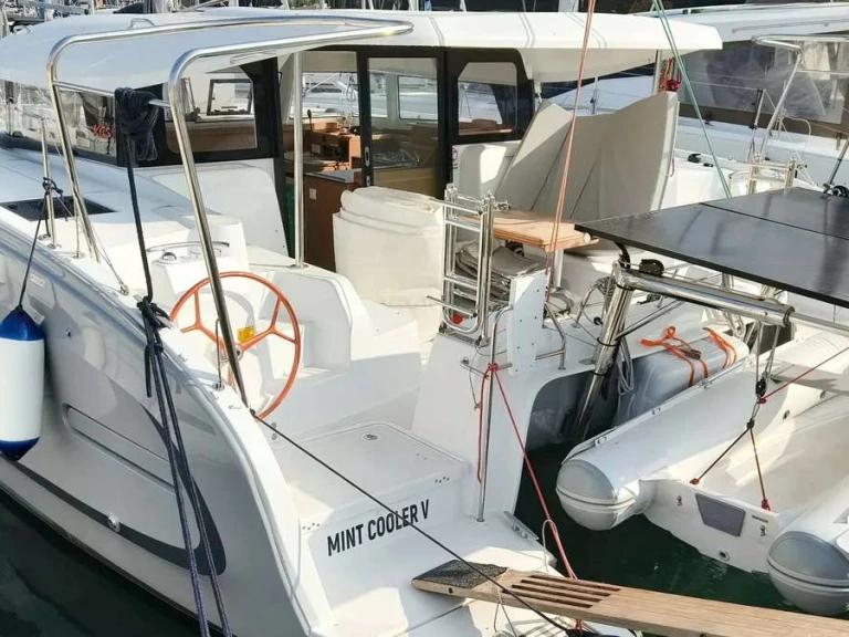 Verhuur Catamaran Excess met vaarbewijs