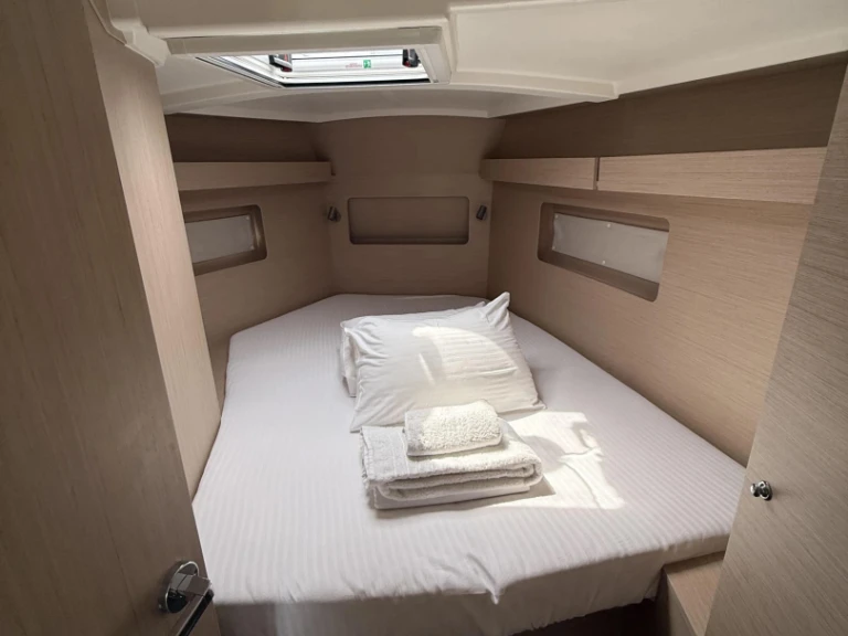 Verhuur Zeilboot in Lefkáda - Bénéteau Oceanis 37.1 (3 cab.)