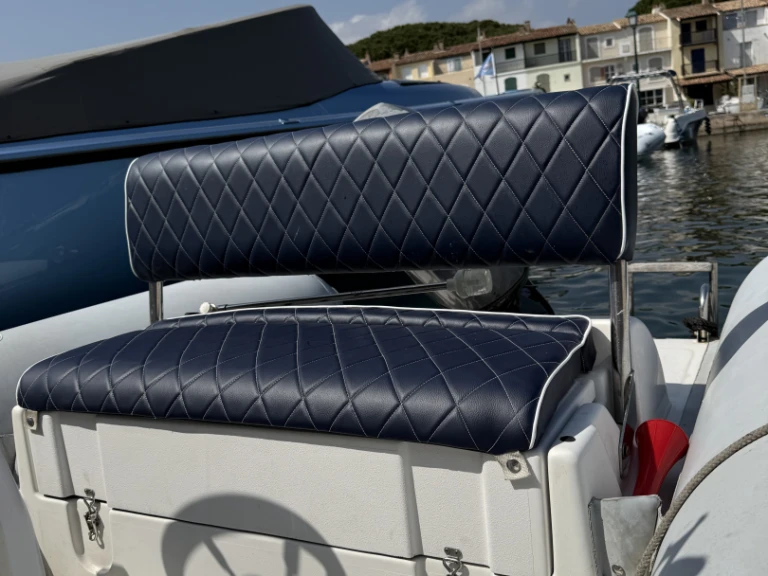 Verhuur Motorboot Capelli met vaarbewijs