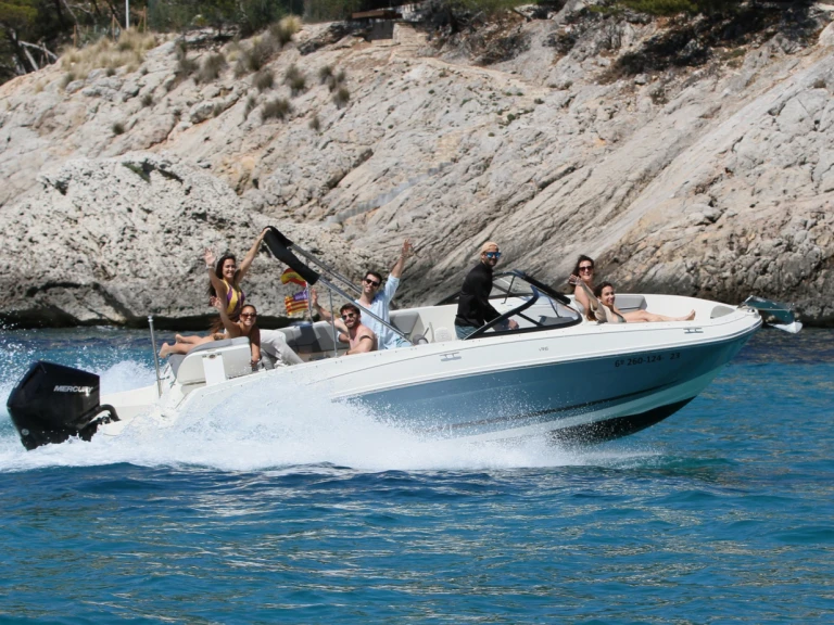 Jachthuur in Club Nàutic Santa Ponsa - Bayliner VR6 via SamBoat