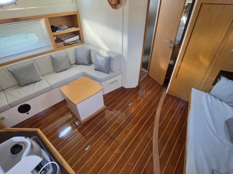 Huur een PRIMATIST By Bruno Abbate G 46 in Capri