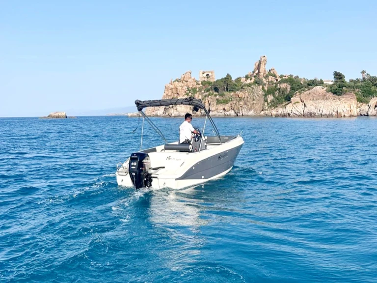 Huur Motorboot met of zonder schipper As Marine in Cefalù