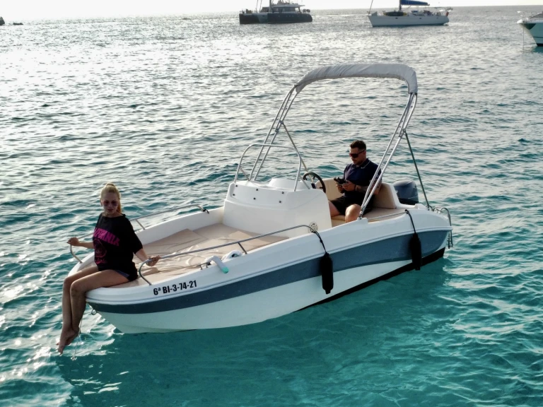 Bootverhuur Sant Antoni de Portmany goedkoop Nuva M6 Open