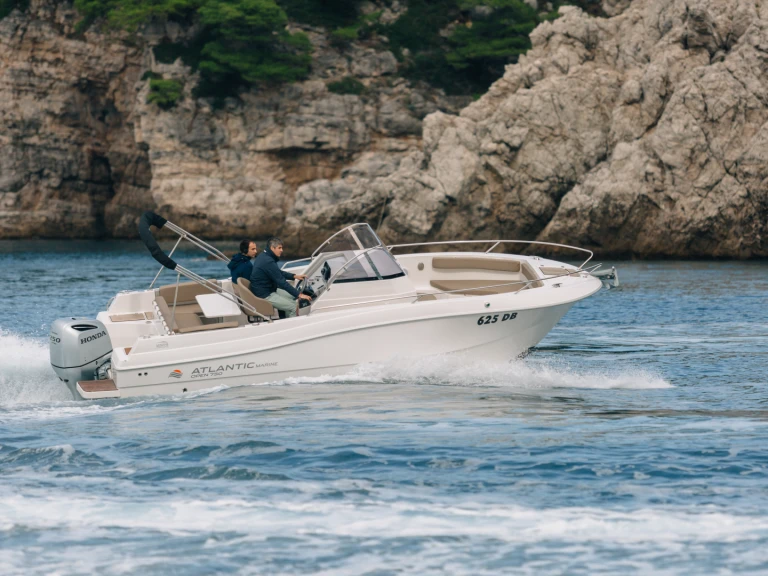 Huur een Atlantic open 750 in Split Port