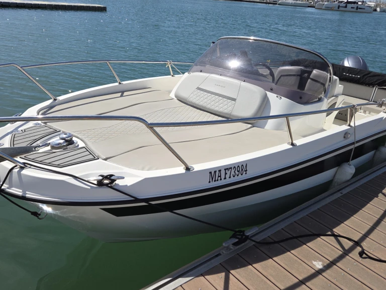 Motorboot te huur in La Grande-Motte voor de beste prijs