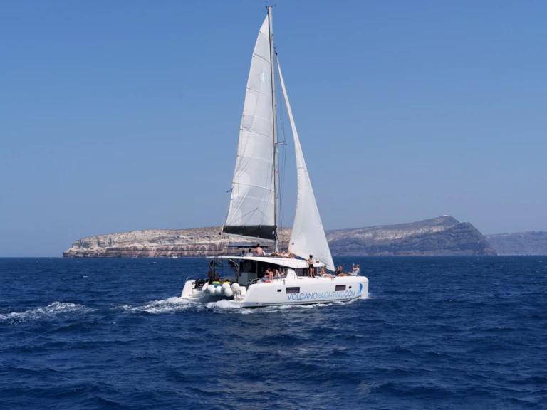 Bootverhuur Lagoon Lagoon 42 in Vlychada via SamBoat