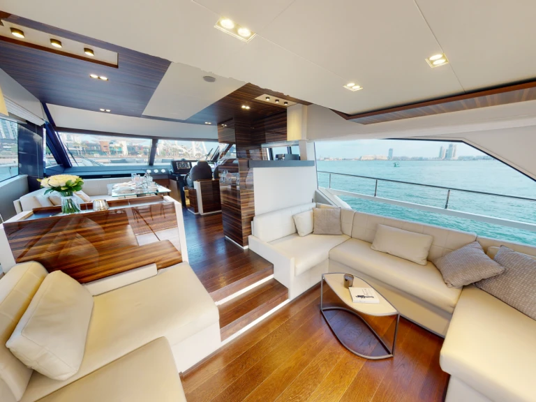 Ferretti FERRETTI 670 te huur van particulier of professional in Dubai Marina