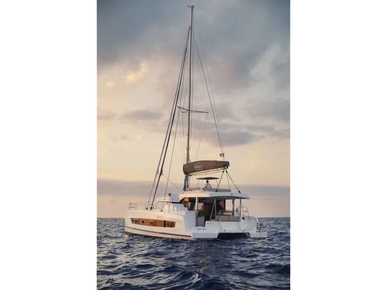 Bali 40 - CatSpace BALI 4.0 te huur van particulier of professional in Pointe-à-Pitre