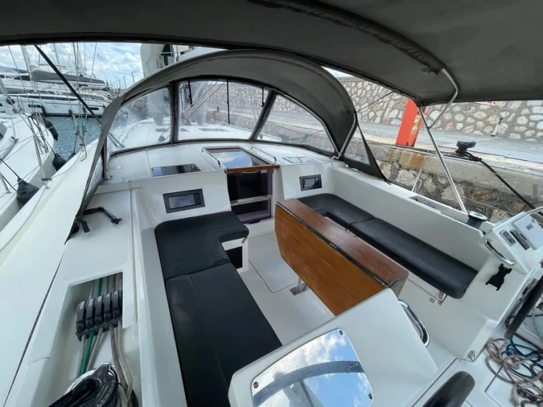 Zeilboot te huur in Álimos voor de beste prijs