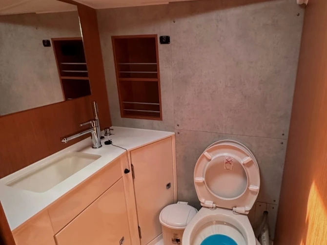 Verhuur Zeilboot Bavaria met vaarbewijs