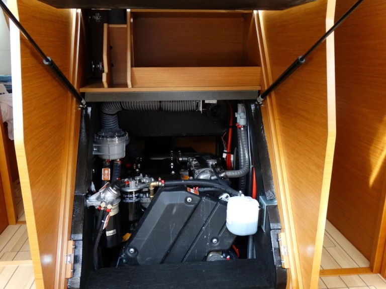 Verhuur Zeilboot Jeanneau met vaarbewijs