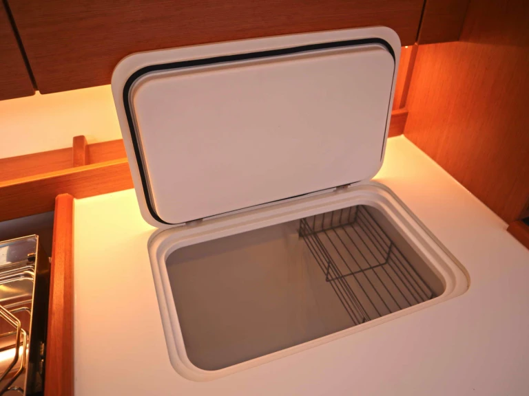 Huur Zeilboot met of zonder schipper Bavaria in Paros (Eiland)