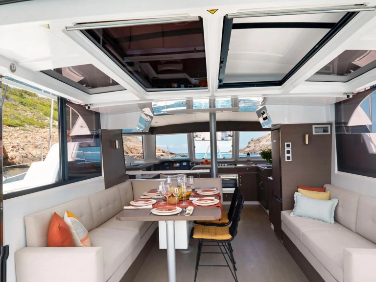 Catamaran te huur in Bormes-les-Mimosas voor de beste prijs