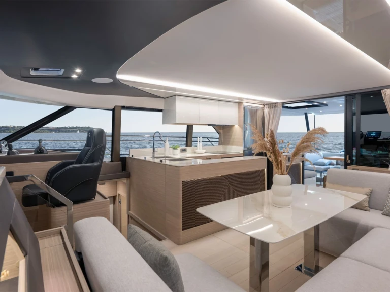 Verhuur Motorboot Prestige met vaarbewijs