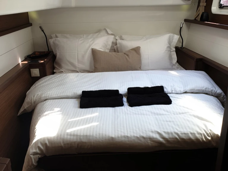 Lagoon Lagoon 450 F te huur van particulier of professional in Vlychada