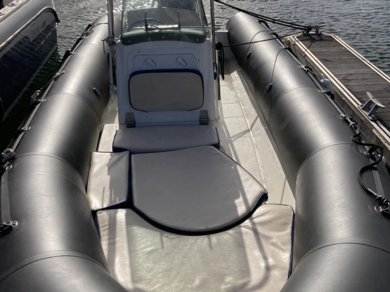 Verhuur RIB Bombard met vaarbewijs