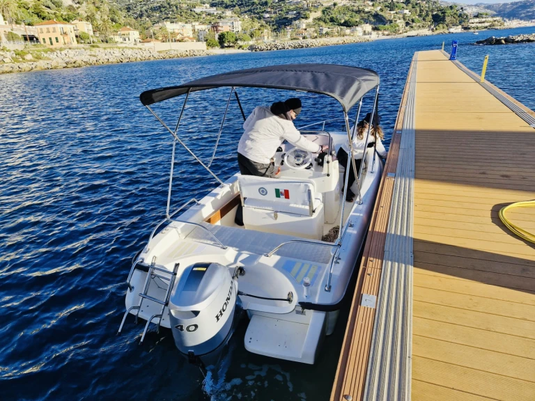 Molinari Molinari ontario te huur van particulier of professional in Sanremo