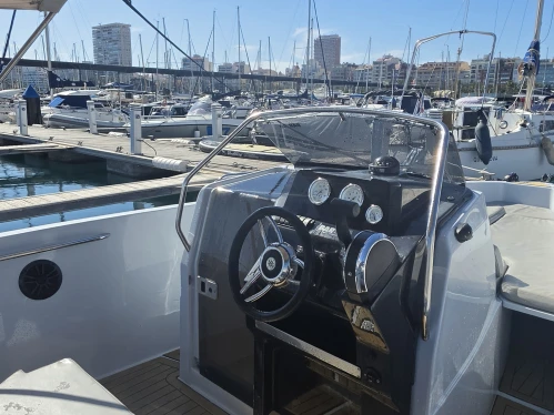 Huur een Nuva Nuva M6 Open in Alicante
