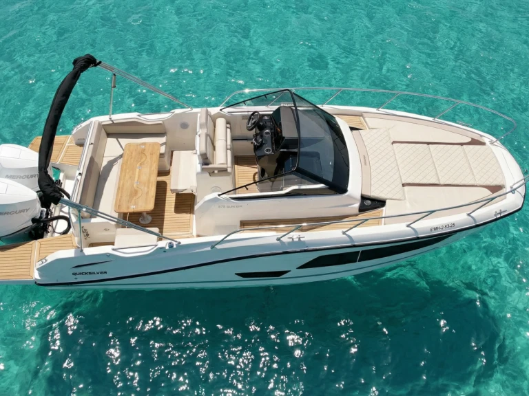 Verhuur Motorboot Quicksilver met vaarbewijs