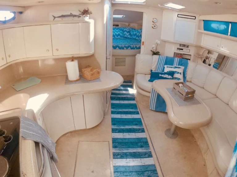 Bootverhuur Sea Ray Sea Ray 370 Sundancer in Marbella via SamBoat