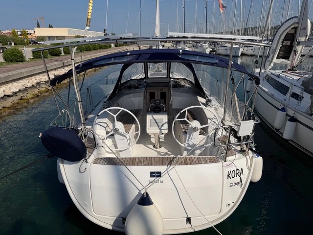 Bootverhuur Sukošan goedkoop Cruiser 34