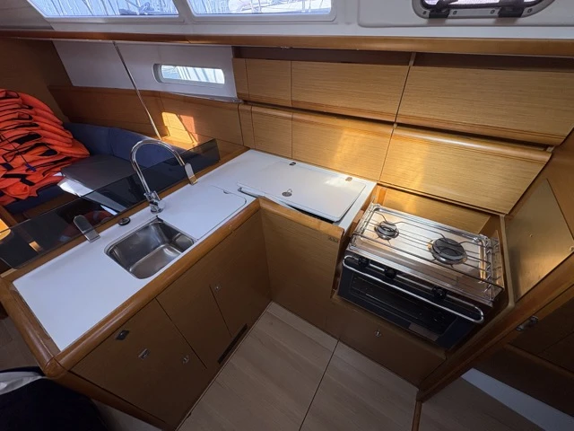 Jachthuur in Sukošan - Jeanneau Sun odyssey 379 performance via SamBoat